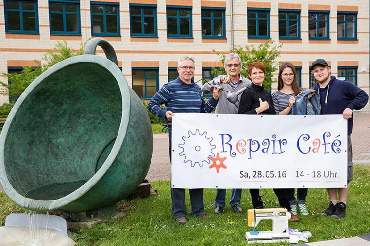 Offene Reparaturwerkstatt in der Studentenlounge Malzmühle Bild: Offene Reparaturwerkstatt in der Studentenlounge Malzmühle