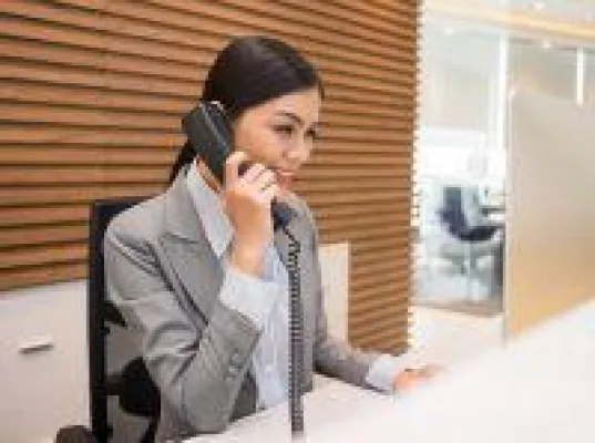 Bild: CALUMA | Büro-Personal für Office buchen