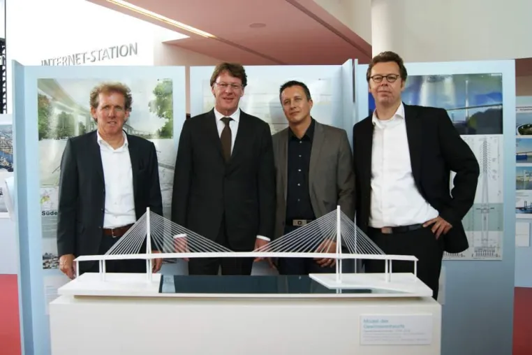 Bild: Zwölf Brücken auf 500 Quadratmetern: Ausstellung zum Realisierungswettbewerb Süderelbebrücke eröffnet