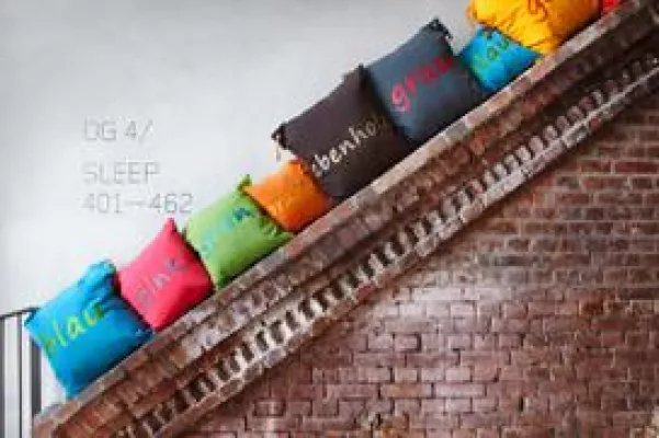 Das bringt Pep in die vier Wände - Kissen von markilux in buntem Farbmix kombinieren Bild: Das bringt Pep in die vier Wände - Kissen von markilux in buntem Farbmix kombinieren