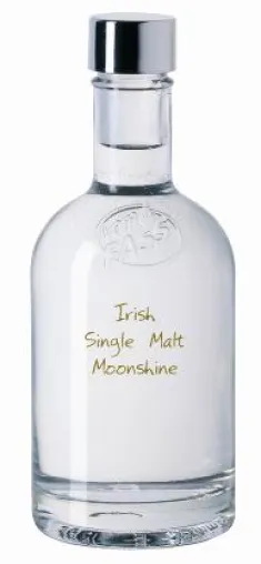 So frisch, dass er sich noch nicht Whiskey nennen darf – der Irish Single Malt Moonshine neu bei vom FASS Bild: So frisch, dass er sich noch nicht Whiskey nennen darf – der Irish Single Malt Moonshine neu bei vom FASS