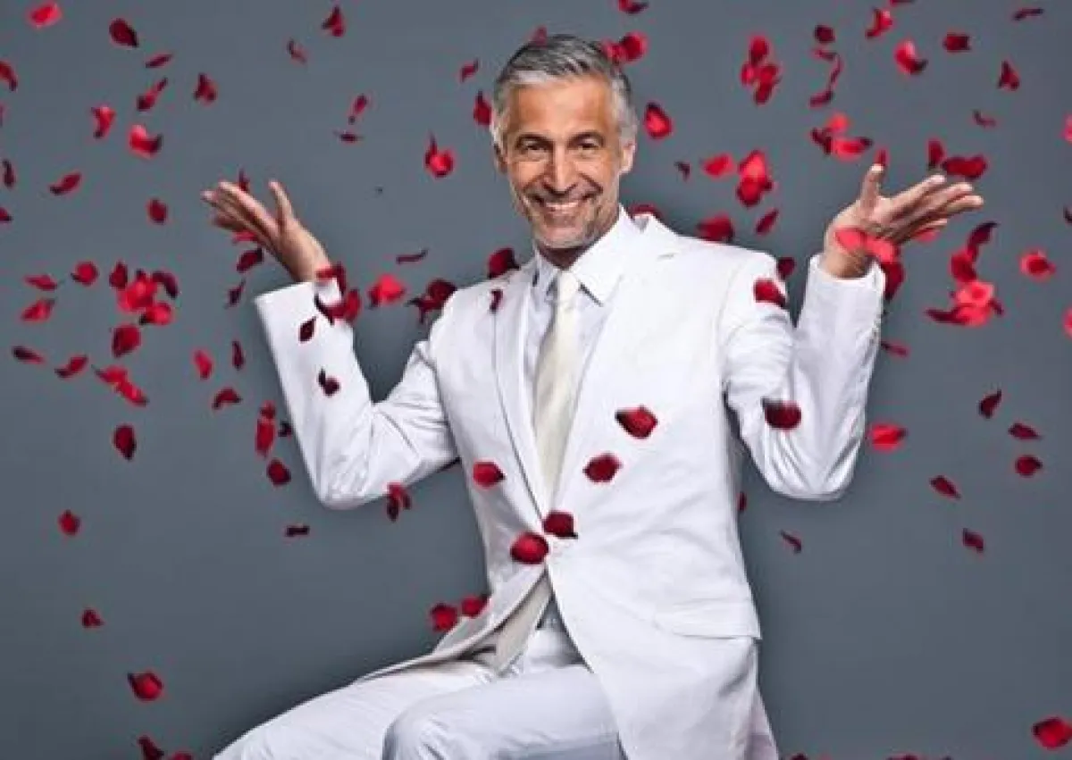 Zum Valentinstag kann man über www.ic3.de auf unterschiedlichste Weise rote Rosen regnen lassen, für den Käufer regnet es Prozente