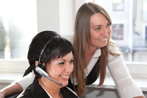 Mit Dialogmarketing zu mehr Neukunden, mehr Umsatz, mehr Ertrag Bild: Mit Dialogmarketing zu mehr Neukunden, mehr Umsatz, mehr Ertrag