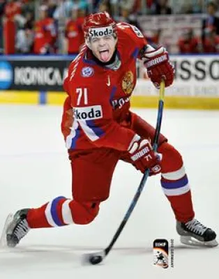 Bild: Škoda macht Fans zu Hockey-Stars bei "Become A Hockey Star" zur IIHF Eishockey WM in Deutschland