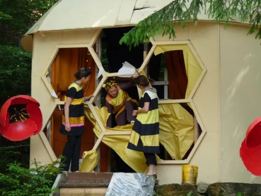Bild: Biene Maja feiert Premiere / Tag der offenen Tür auf der Waldbühne Sigmaringendorf