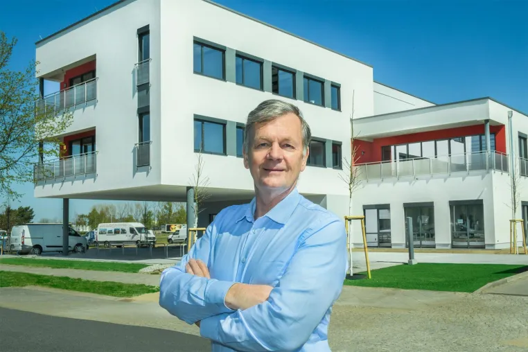 Bild: FOC bezieht neuen Firmensitz in Berlin Adlershof