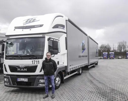 Bild: L.I.T. entwickelt Dachschlafkabine für Ultraleicht-Fahrzeuge