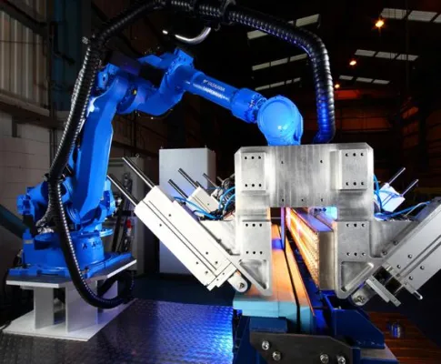 Infrarot-Strahler für eine neue Technologie zur Kompositverarbeitung Bild: Infrarot-Strahler für eine neue Technologie zur Kompositverarbeitung