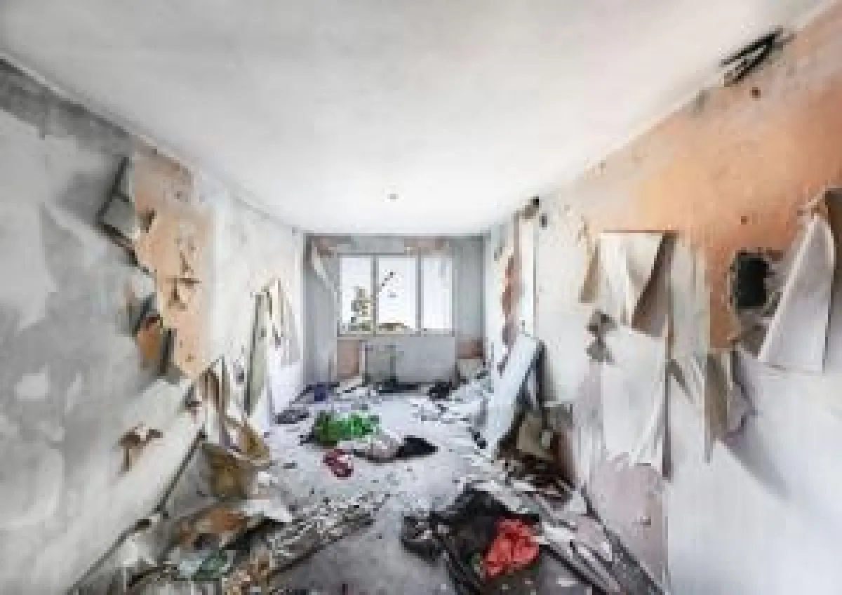 (C) William Bunel (FR) ? La présence des absents ? 1. Preis e