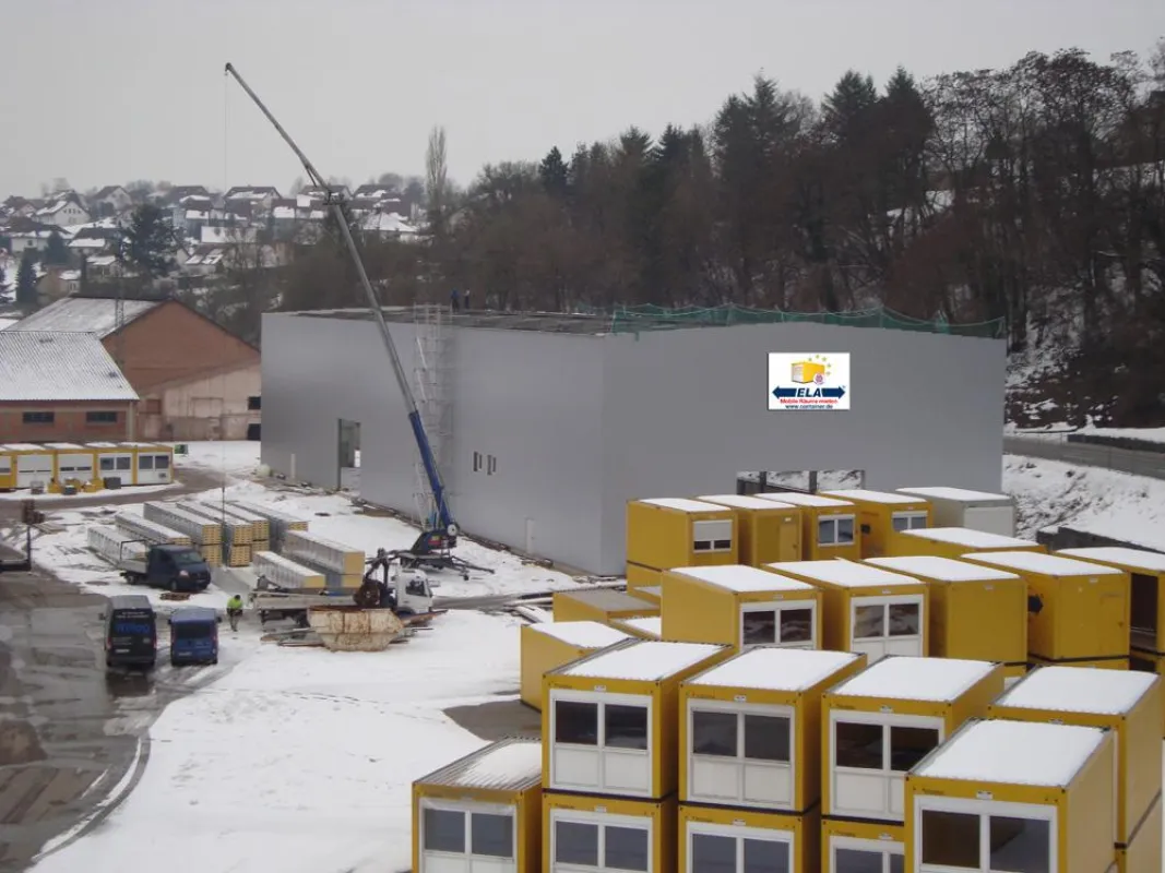 Die neue Lagerhalle am Stützpunkt Billigheim ist 70 Meter lang, 25 Meter breit und hat eine Firsthöhe von 13 Metern.