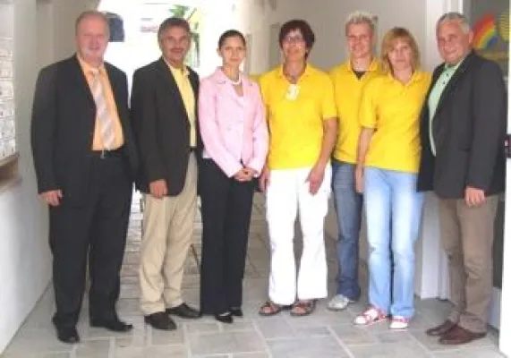 Bild: MdL Walter Taubeneder zu Besuch bei Maria`s Pflegeteam in Aidenbach