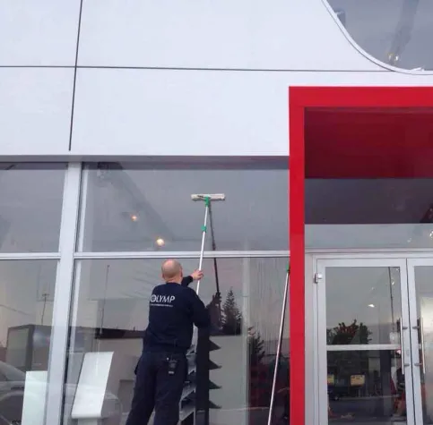 Bild: Startschuss: OLYMP läutet die DTM-Saison ein