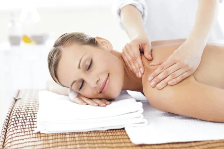 Nur das Beste für Wellness zu Hause - Professionelle Massageliegen voll im Trend! Bild: Nur das Beste für Wellness zu Hause - Professionelle Massageliegen voll im Trend!