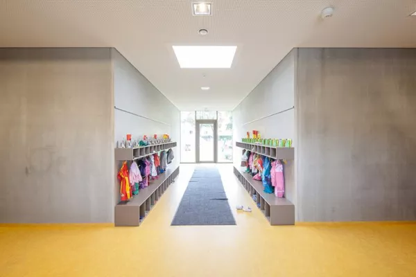 Bild: Klima-Profilsystem mit Betonspeichertechnik: universell anwendbar in Alt- und Neubau