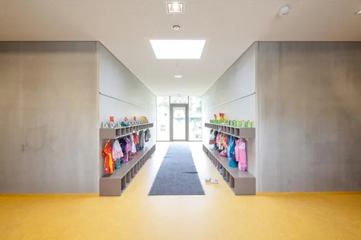 Bild: Klima-Profilsystem mit Betonspeichertechnik: universell anwendbar in Alt- und Neubau