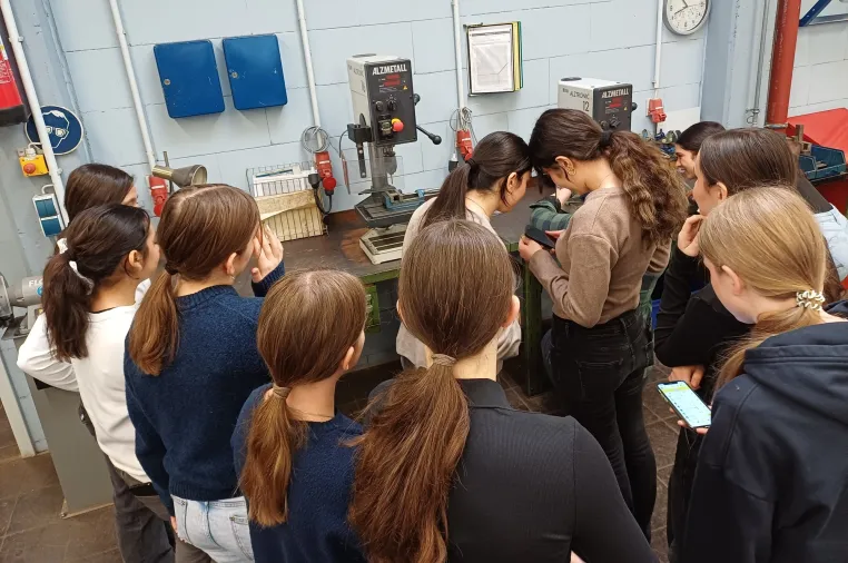 Bild: Universität Koblenz startet MINT-Förderprojekt für Schülerinnen an zwei Kooperationsschulen