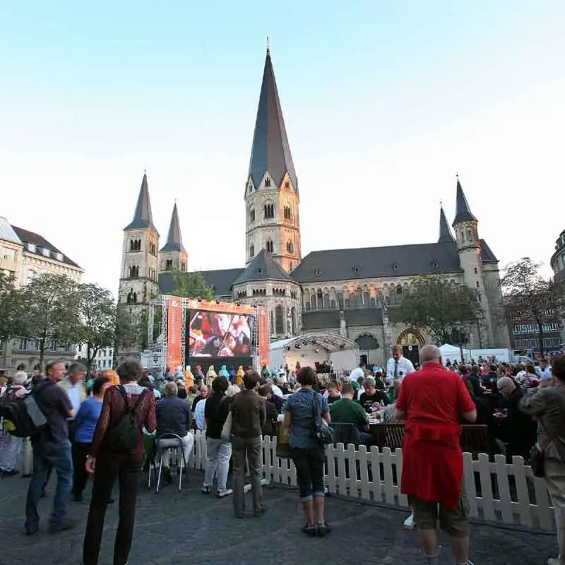 Beethovenfest auf dem Bonner Münsterplatz (Foto: Light Event)