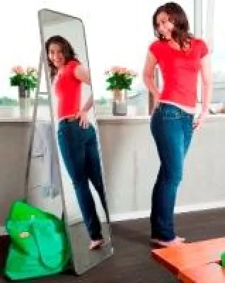 Bild: Aktuelle Du darfst-Umfrage - Für jede zweite Frau ist die Lieblingsjeans der optimale Sommer-Figur-Check