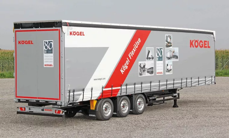 Bild: Kögel präsentiert den Planenauflieger FlexiUse der zweiten Generation