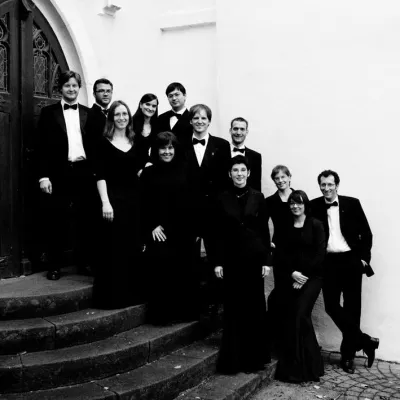Bild: Traurig ist meine Seele: Das Vokalensemble CantArt gibt seine traditionellen Passionskonzerte