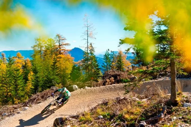 Bild: IMBA Model Trail Award für Flow Country Mountainbike Trail Petzen