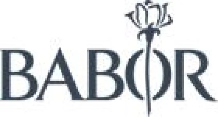 Bild: BABOR-Kosmetik-Produkte für Optik und das Wohlfühlen und Aloe-Vera-Produkte von Forever für Innen und Außen.