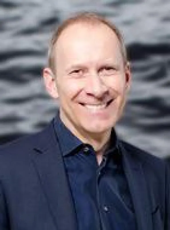 COO Peter Roos