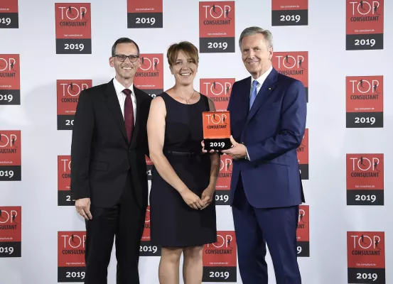 Phalanx GmbH als TOP CONSULTANT ausgezeichnet Bild: Phalanx GmbH als TOP CONSULTANT ausgezeichnet