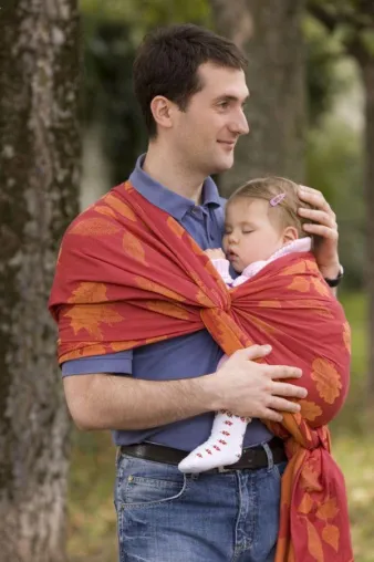 Bild: Die Didymos Erika Hoffmann GmbH in Ludwigsburg ist europäischer Marktführer für Babytragetücher