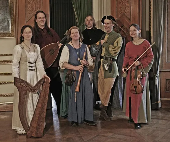 Bild: Musik im Gewand des Mittelalters