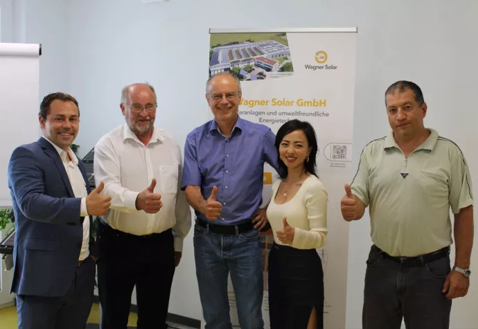 Bild: Wagner Solar und FoxESS mit neuer Vertriebspartnerschaft