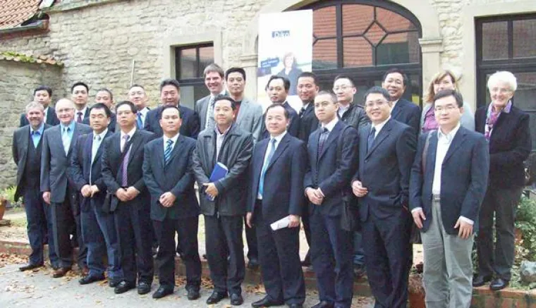 Bild: Chinesische Banker auf Informationsbesuch