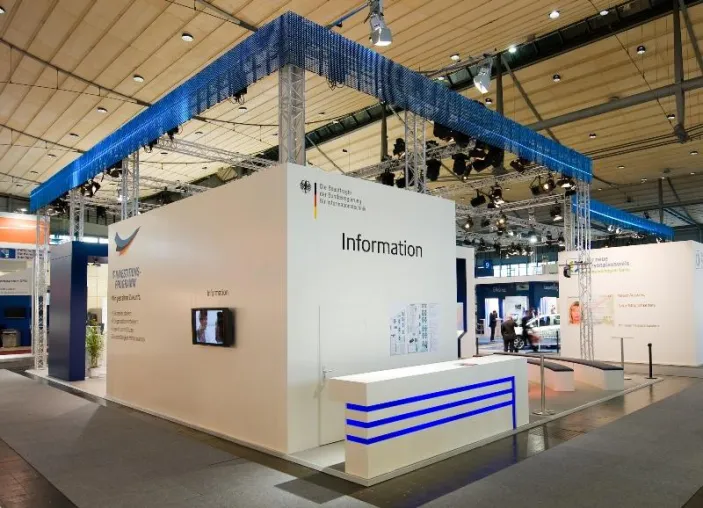 Bild: Global Sunshine Entertainment gestaltet Auftritt der IT-Beauftragten der Bundesregierung auf der CeBIT 2010