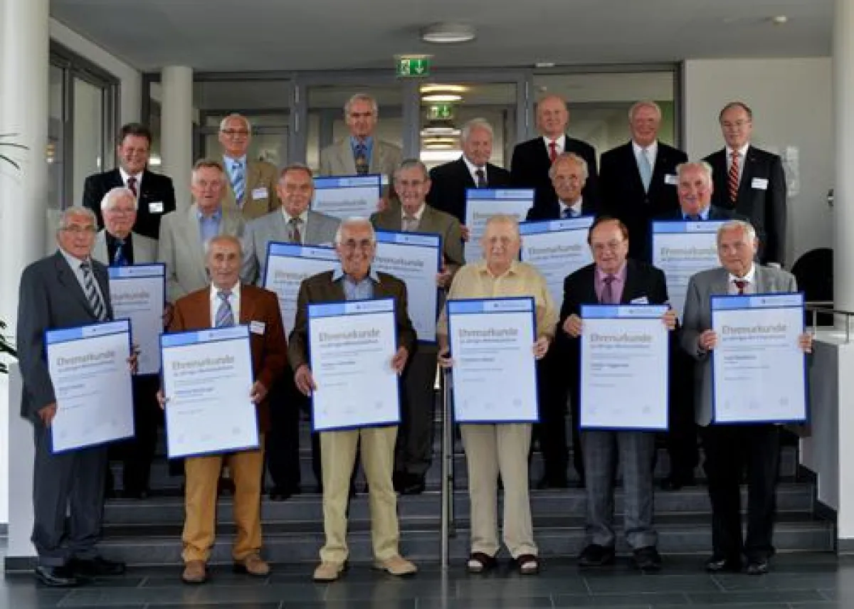 Die goldenen Jubilare mit Norbert Bünten, Franz-Josef Borgmann, Jörg Warnecke und Thomas Felleckner