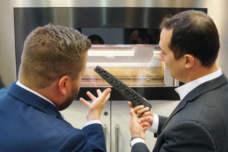 Bild: IMTS 2018 bietet die größte Industrie-Ausstellung zum Thema additive Fertigung