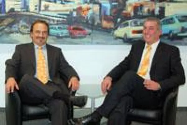 Augsburgs größter Softwaredienstleister baut IT-Support-Center aus - AraCom bietet internationalen IT-Support Bild: Augsburgs größter Softwaredienstleister baut IT-Support-Center aus - AraCom bietet internationalen IT-Support