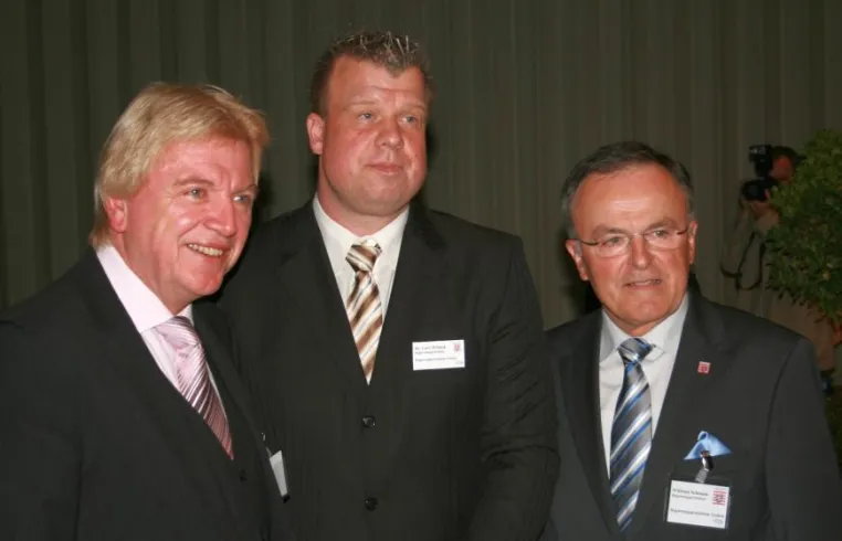Bild: Wilfried Schmied bleibt Vorsitzender des Regionalmanagements für Mittelhessen