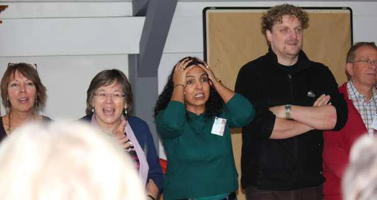 Quelle Odenwald-Institut. Die Teilnehmenden haben viel Spaß im Workshop ?Positive Aggression?.