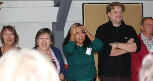 Ausgrenzung schmerzt und macht aggressiv Bild: Ausgrenzung schmerzt und macht aggressiv