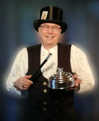 Bild: 15. zentrales Kinderfest in Rietz Neuendorf mit buntem Programm. Diesmal dabei der Berliner Zauberer Marillian