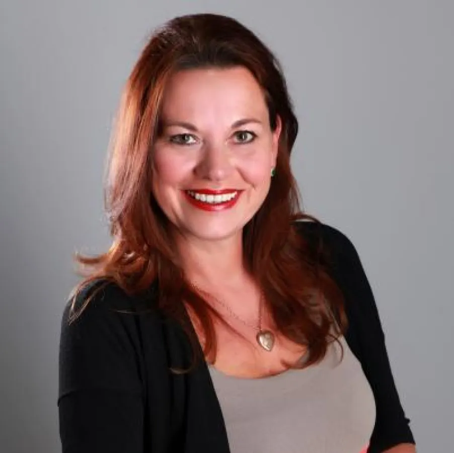 Jacqueline Althaller, Gründerin des „Ersten Arbeitskreises Social Media in der B2B-Kommunikation“