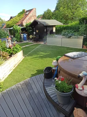 Bild: Der erfahrene Ansprechpartner für Gartenpflege in Berlin: die A-Z Garten- und Landschaftspflege GmbH