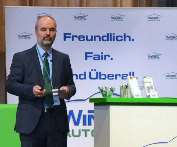 Bild: Wintec Autoglas wächst gegen den Markttrend – Zunehmender Wettbewerb erhöht Leistungsdruck auf Autoglaser
