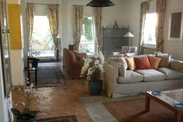 Schnäppchenpreise für Zimmer und Ferienwohnungen in Rom Bild: Schnäppchenpreise für Zimmer und Ferienwohnungen in Rom