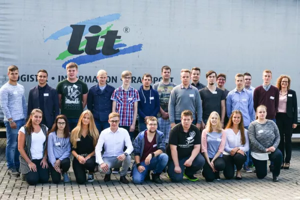 Bild: Ausbildung bei der L.I.T. AG gefragt wie nie