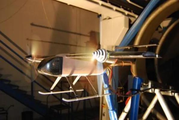 Senkrechtstarter von Schübeler Composite bringt Hilfe aus dem Himmel Bild: Senkrechtstarter von Schübeler Composite bringt Hilfe aus dem Himmel