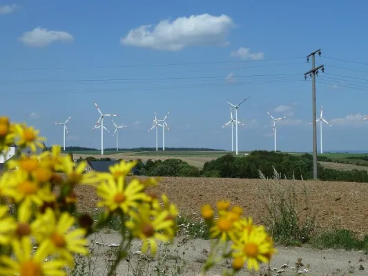 Bild: Spezialisierte Dienstleistungen für Windenergieanlagen: Unabhängiges Service-Kompetenzzentrum gegründet