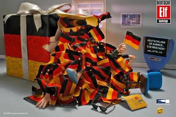 Deutsche 11 backstage: Neues Online-Portal zur Comedy-Serie startet durch Bild: Deutsche 11 backstage: Neues Online-Portal zur Comedy-Serie startet durch
