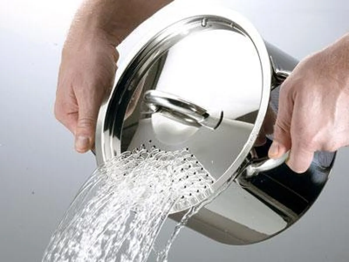 Pasta-Kochtopf mit Sicherheitsdeckel