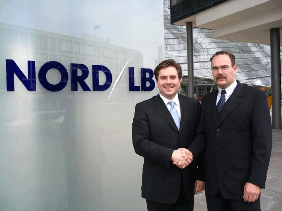 Matthias Sykosch und Hartmut Richter freuen sich auf die Zusammenarbeit.